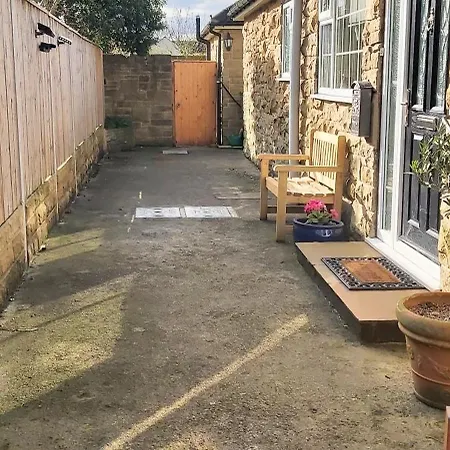 Willow 3 Bed, Cosy Stopover, Dogs Welcome *