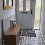 Willow 3 Bed, Cosy Stopover, Dogs Welcome *